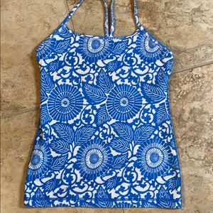 Lululemon yoga top
